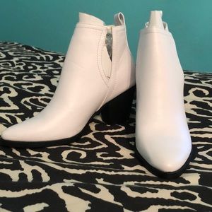 Size 8 (38) white booties